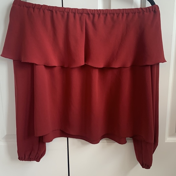 Wilfred off-the-shoulder blouse - Picture 2 of 3